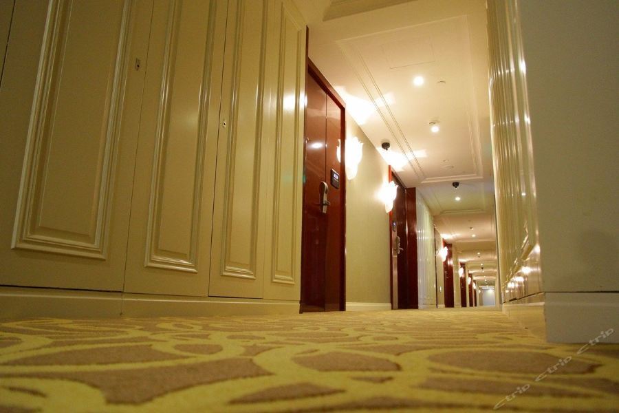 Lv Shou Hotel Shanghai Bagian luar foto